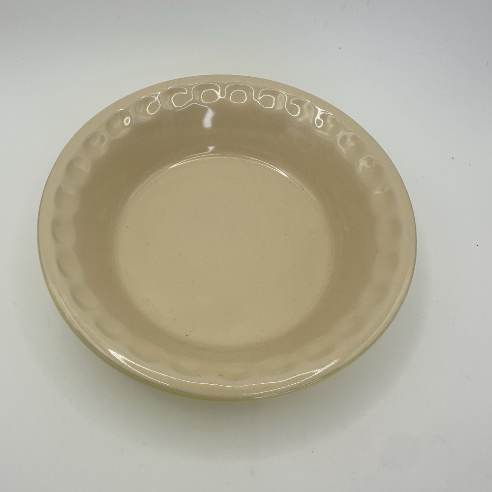 Le Creuset 5 Inch Ceramic Mini Pie Dish Soleil Yellow